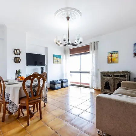 Old Town Riverside Retreat, Apartment
