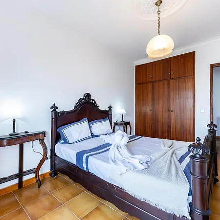 Apartment Old Town Riverside Retreat,