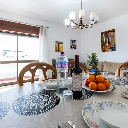 Old Town Riverside Retreat, Apartment Portimao