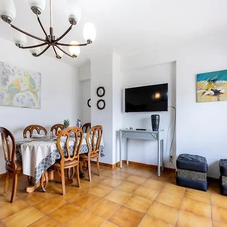 Old Town Riverside Retreat, Apartment Portimao